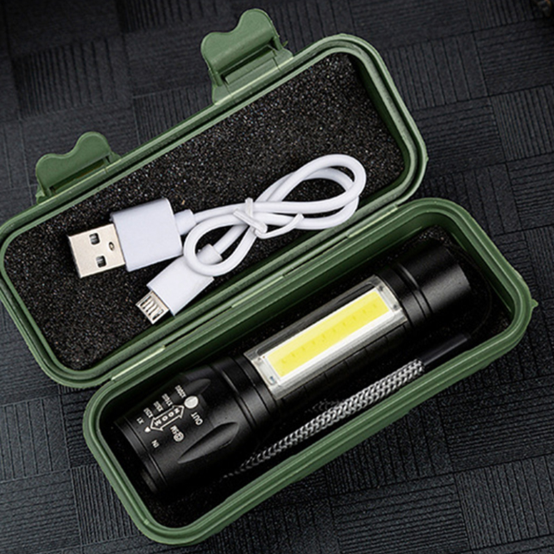 Lanterna tactica cu Zoom, rezistenta la apa, 3 moduri iluminare, incarcare usb